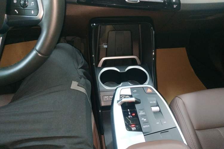 Used BMW X1 2023 sDrive25Li M Sport Package Gear Lever