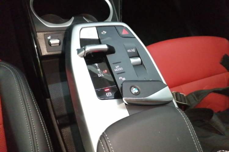 Used BMW X1 2023 sDrive20Li X Design Package Gear Lever