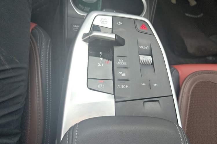 Used BMW X1 2023 sDrive25Li X Design Package Gear Lever