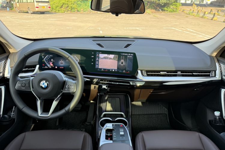 Used BMW X1 2023 sDrive25Li X Design Package Interior 4