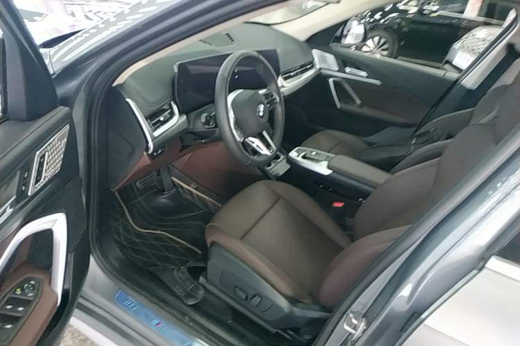 Used BMW X1 2023 sDrive25Li M Sport Package Left Front Seat