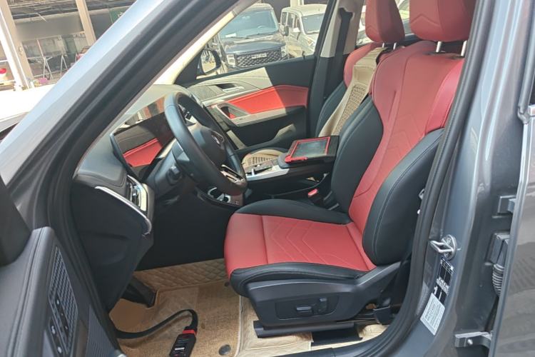 Used BMW X1 2023 sDrive25Li M Sport Package Left Front Seat