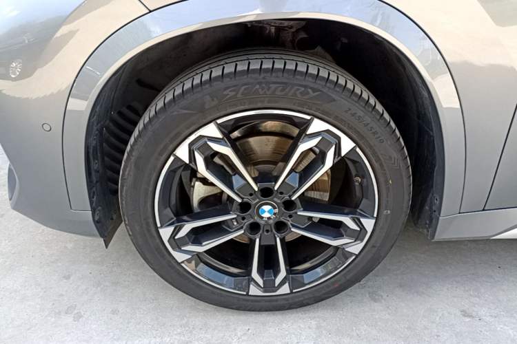 Used BMW X1 2023 sDrive25Li M Sport Package Left Front Wheel Hub