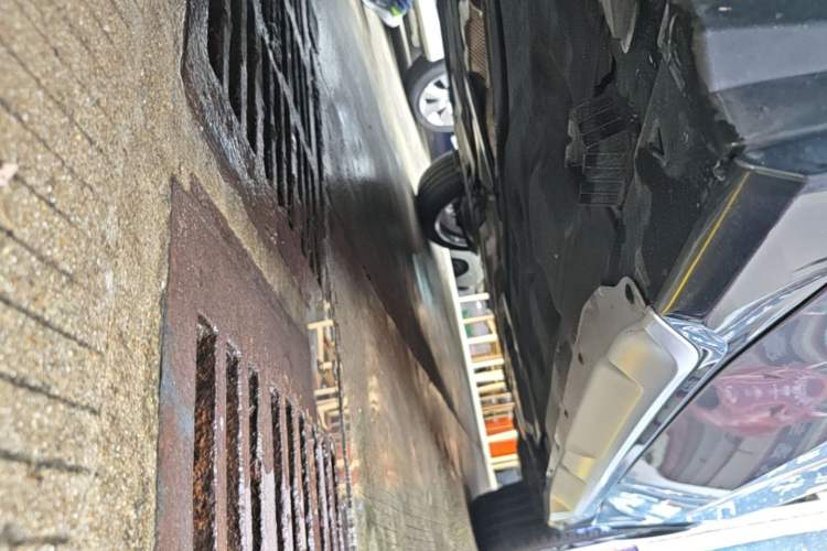 Used BMW X1 2023 xDrive25Li X Design Package Left Side Sill