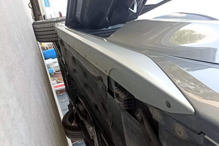Used BMW X1 2023 sDrive25Li M Sport Package Left Side Sill