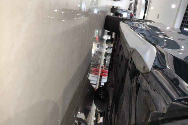 Used BMW X1 2023 xDrive25Li X Design Package Left Side Sill