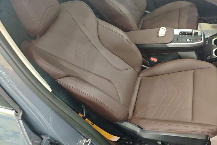Used BMW X1 2023 sDrive25Li X Design Package Right Front Seat