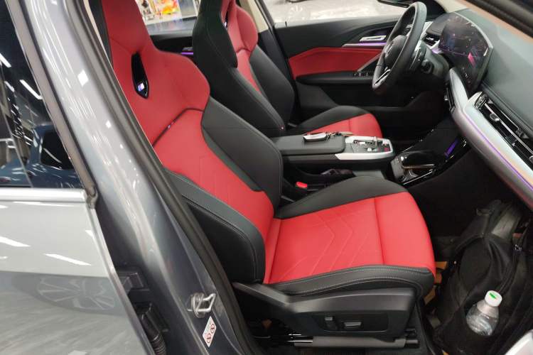Used BMW X1 2023 xDrive25Li M Sport Package Right Front Seat