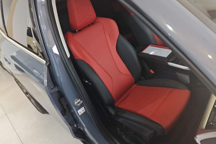 Used BMW X1 2023 sDrive25Li X Design Package Right Front Seat