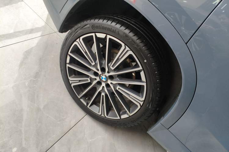 Used BMW X1 2023 sDrive25Li M Sport Package Right Rear Wheel Hub