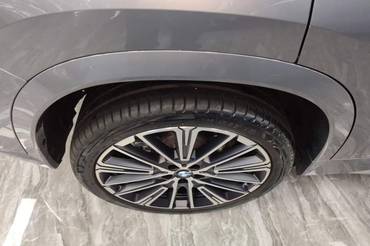 Used BMW X1 2023 xDrive25Li M Sport Package Right Rear Wheel Hub