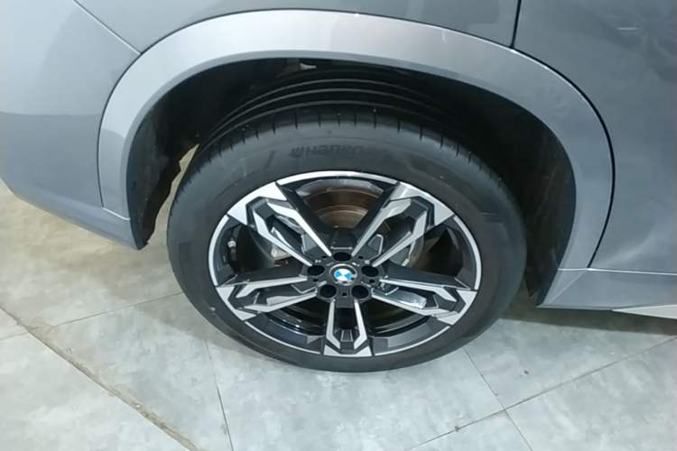 Used BMW X1 2023 sDrive25Li M Sport Package Right Rear Wheel Hub