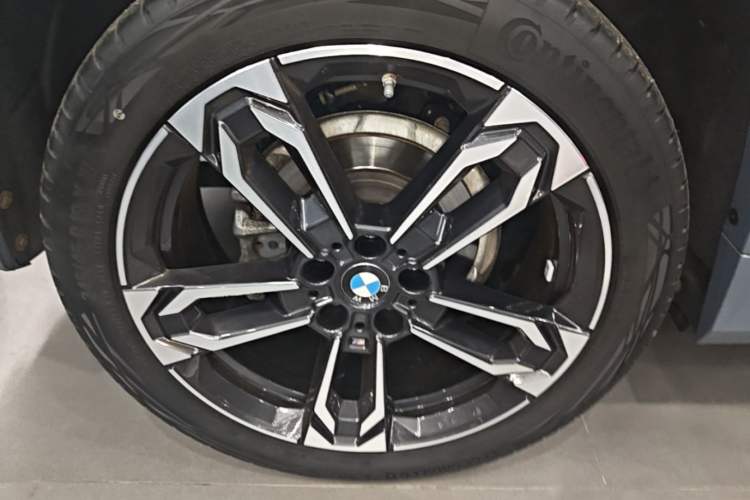 Used BMW X1 2023 sDrive25Li M Sport Package Right Rear Wheel Hub
