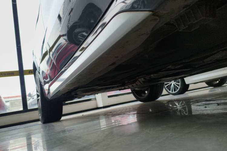 Used BMW X1 2023 sDrive25Li M Sport Package Right Side Sill