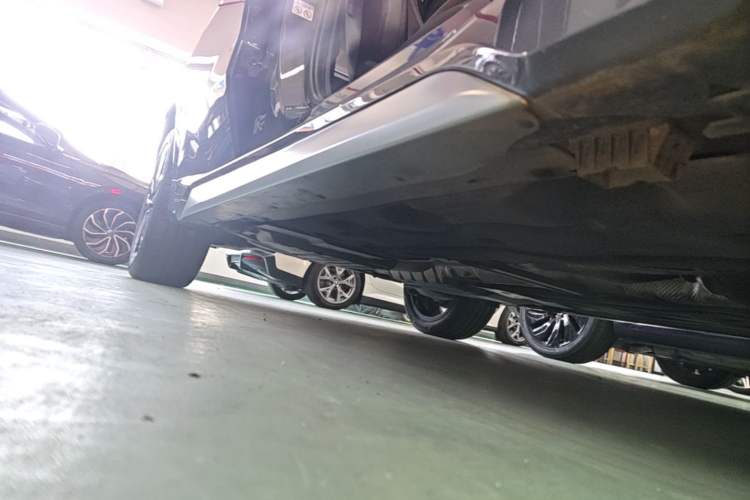 Used BMW X1 2023 sDrive25Li M Sport Package Right Side Sill