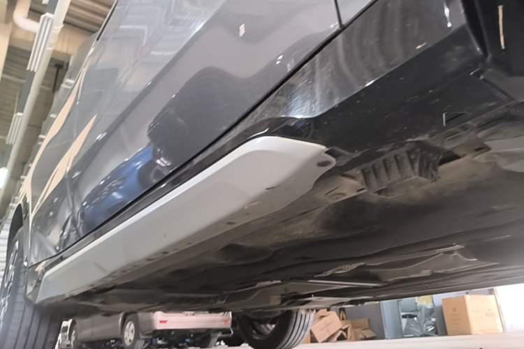 Used BMW X1 2023 sDrive25Li X Design Package Right Side Sill