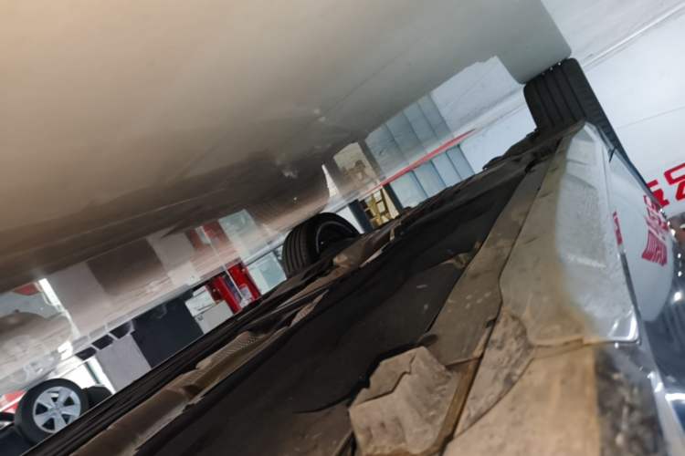 Used BMW X1 2023 xDrive25Li X Design Package Right Side Sill