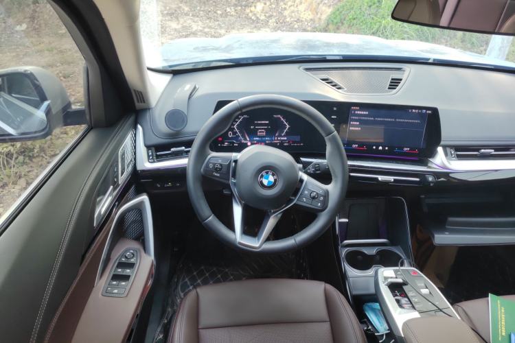 Used BMW X1 2023 sDrive25Li X Design Package Steering Wheel