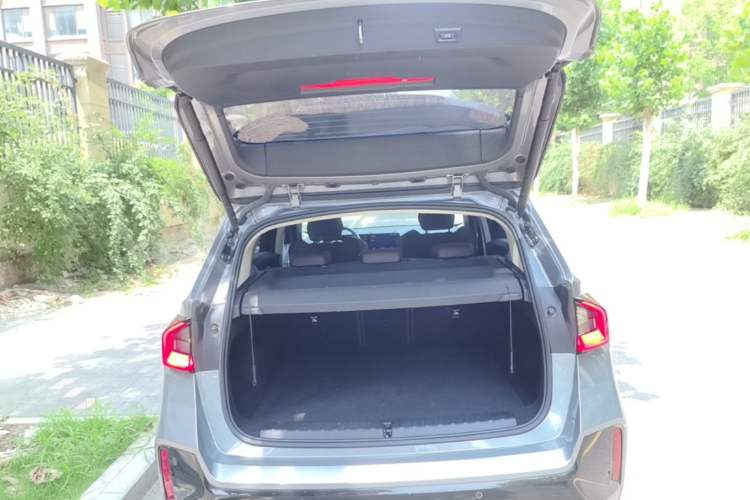 Used BMW X1 2023 sDrive25Li M Sport Package Trunk