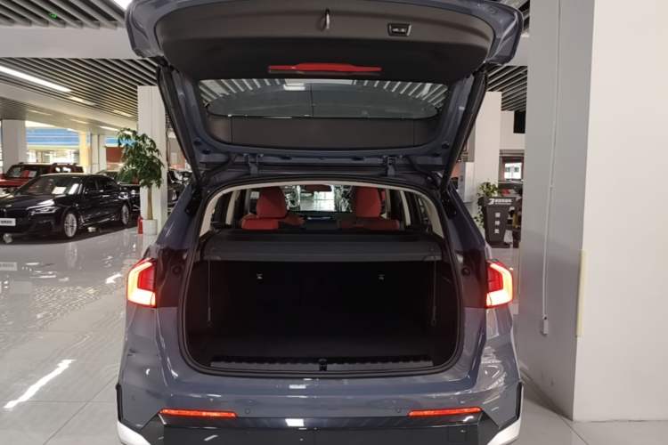 Used BMW X1 2023 xDrive25Li X Design Package Trunk