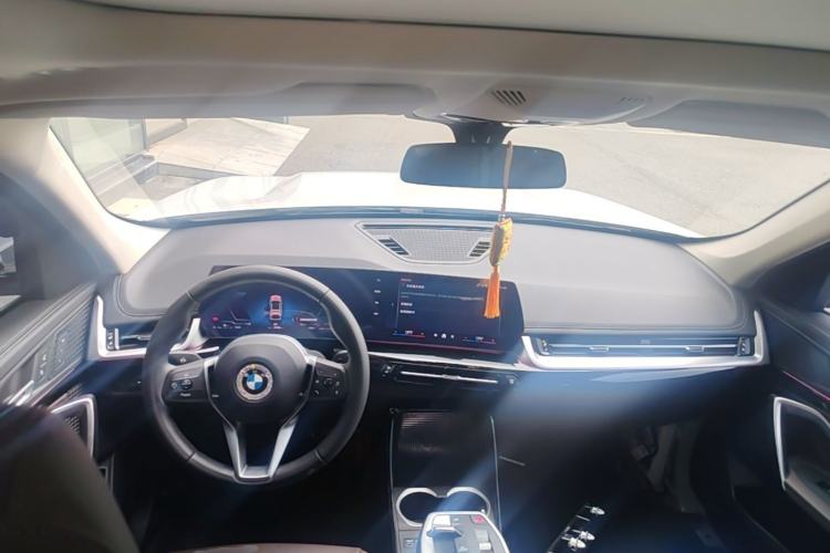 Used BMW X1 2023 sDrive20Li X Design Package Center Console