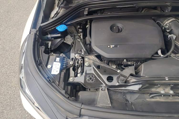 Used BMW X1 2023 sDrive20Li X Design Package Engine Bay Right