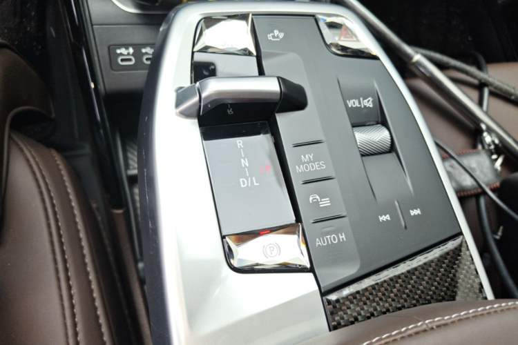 Used BMW X1 2023 sDrive25Li X Design Package Gear Lever