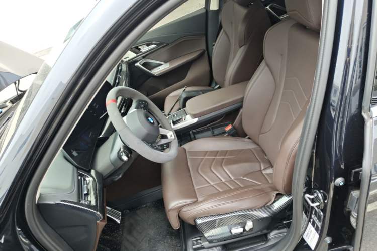 Used BMW X1 2023 sDrive25Li X Design Package Left Front Seat