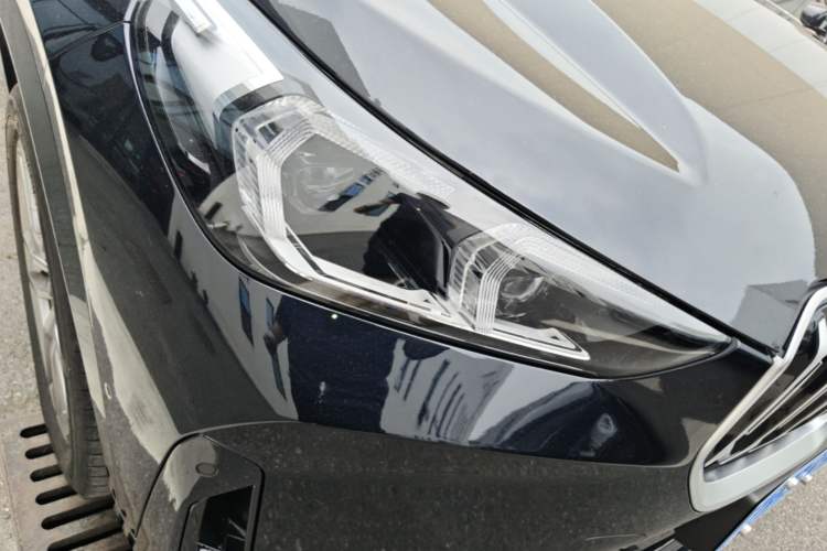 Used BMW X1 2023 sDrive25Li X Design Package Right Front Headlight