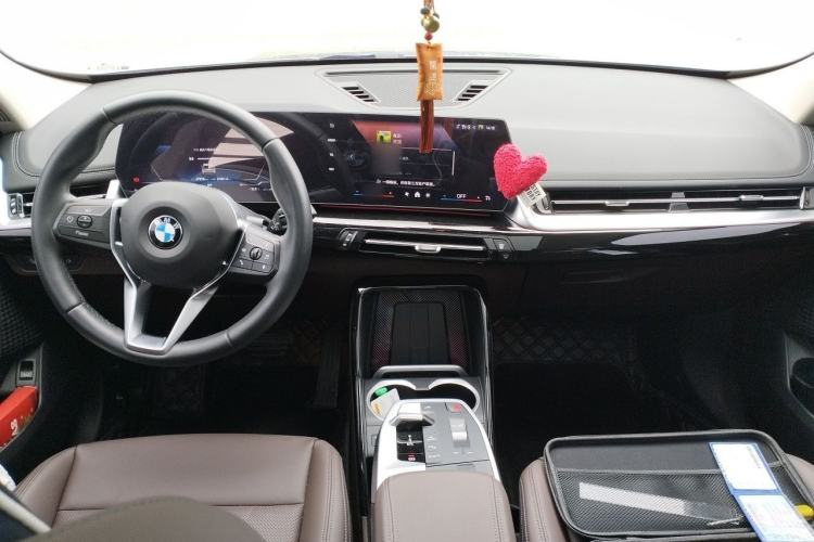 Used BMW X1 2023 sDrive25Li X Design Package Center Console
