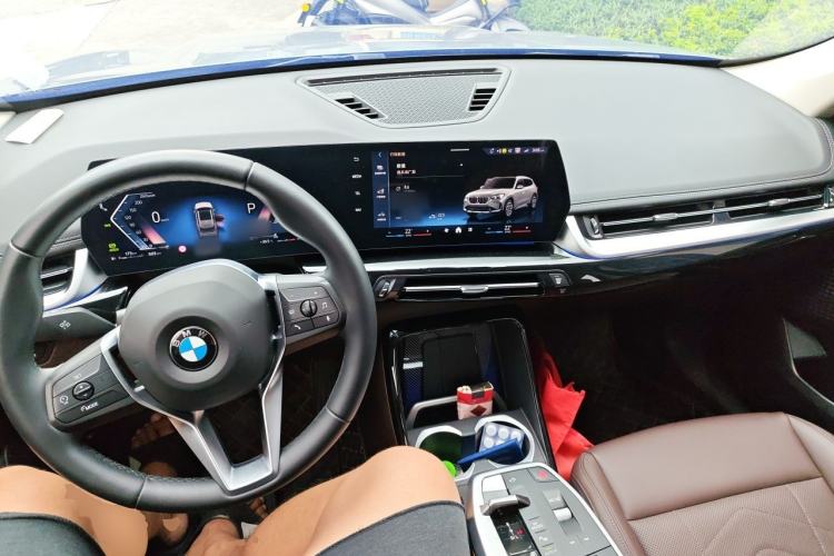 Used BMW X1 2023 sDrive25Li X Design Package Center Console