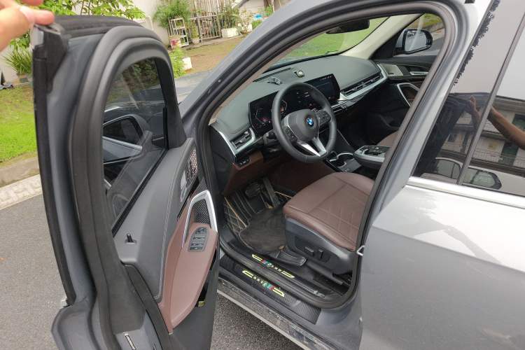 Used BMW X1 2023 sDrive25Li X Design Package Driver Seat