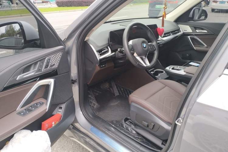 Used BMW X1 2023 sDrive25Li X Design Package Driver Seat