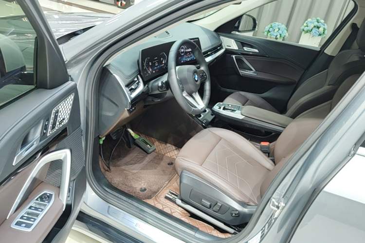 Used BMW X1 2023 sDrive25Li X Design Package Driver Seat