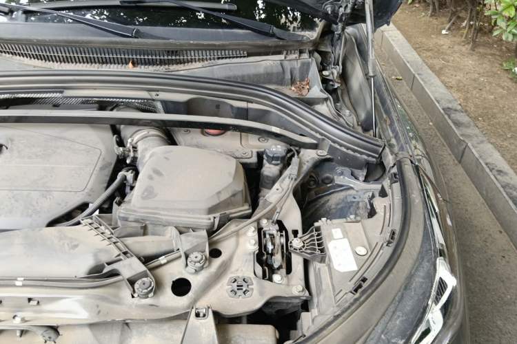 Used BMW X1 2023 sDrive25Li M Sport Package Engine Bay Left