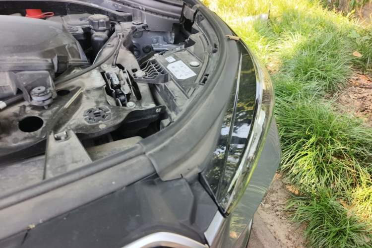 Used BMW X1 2023 sDrive20Li X Design Package Engine Bay Left