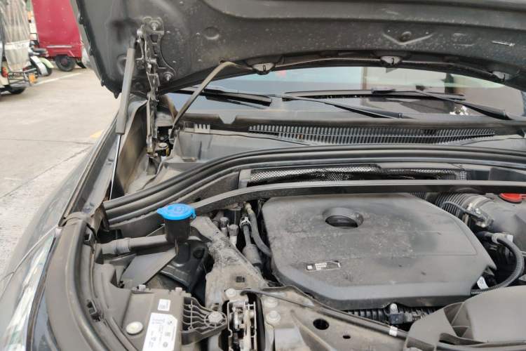 Used BMW X1 2023 sDrive25Li X Design Package Engine Bay Right