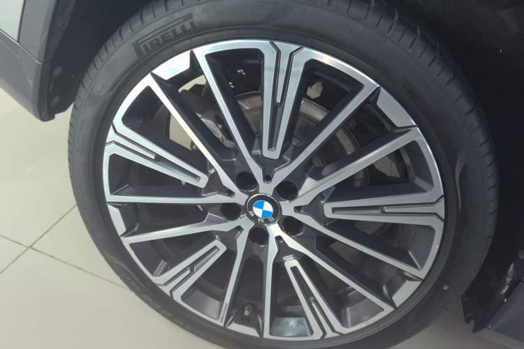 Used BMW X1 2023 xDrive25Li X Design Package Exterior 5