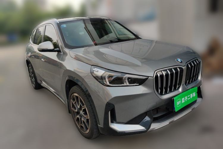 Used BMW X1 2023 sDrive25Li X Design Package Front Right 45 Deg