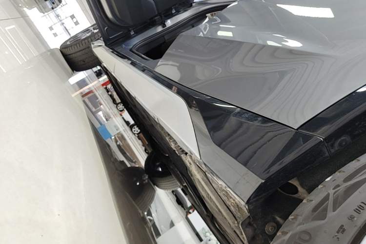 Used BMW X1 2023 sDrive25Li X Design Package Left Side Sill