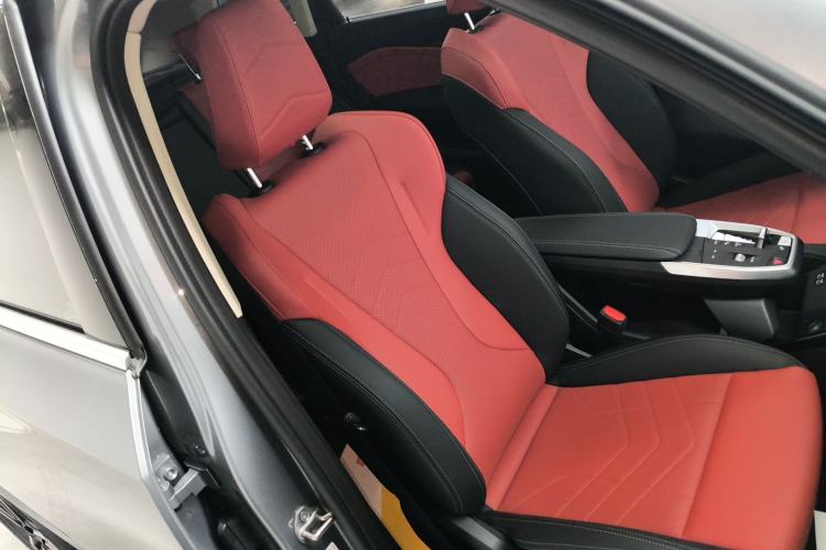 Used BMW X1 2023 sDrive25Li M Sport Package Right Front Seat