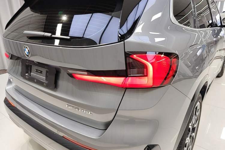 Used BMW X1 2023 sDrive25Li X Design Package Right Rear Taillight