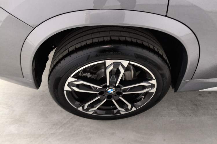 Used BMW X1 2023 sDrive25Li M Sport Package Right Rear Wheel Hub