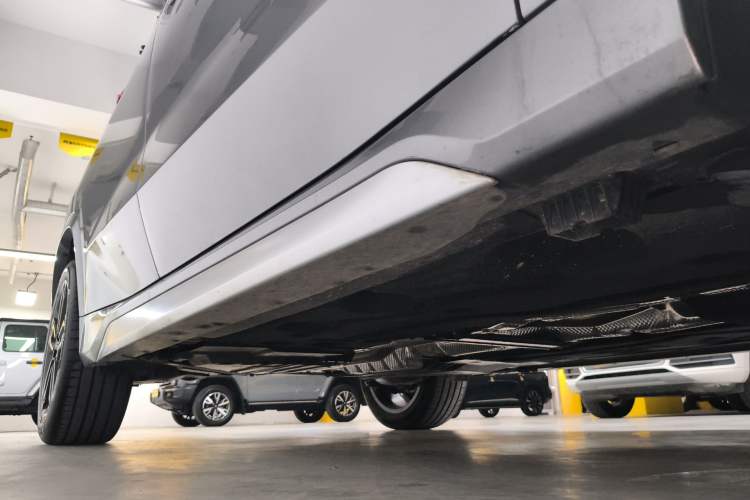 Used BMW X1 2023 sDrive25Li M Sport Package Right Side Sill