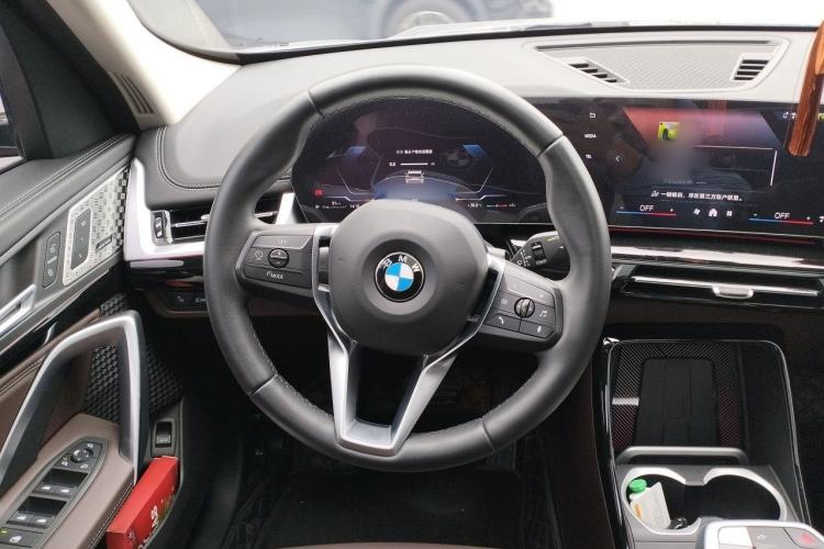 Used BMW X1 2023 sDrive25Li X Design Package Steering Wheel