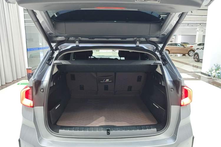 Used BMW X1 2023 sDrive25Li X Design Package Trunk