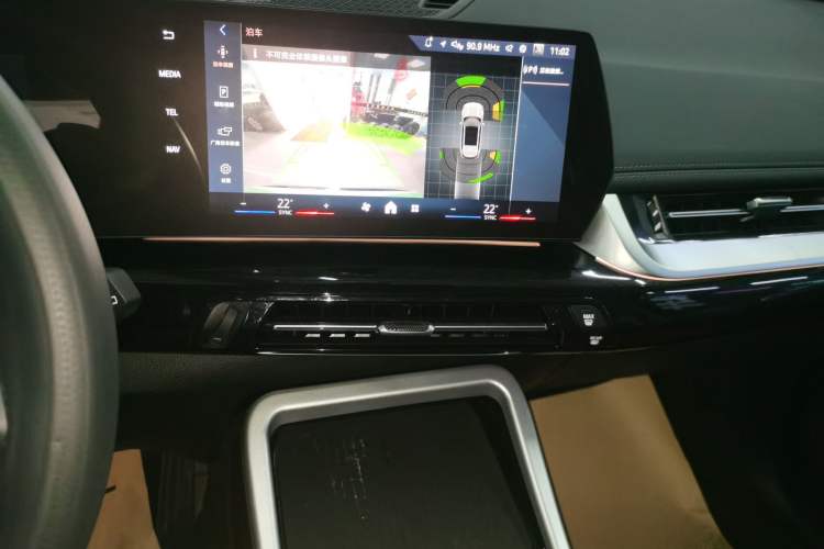 Used BMW X1 2023 sDrive25Li X Design Package Audio And AC Panel