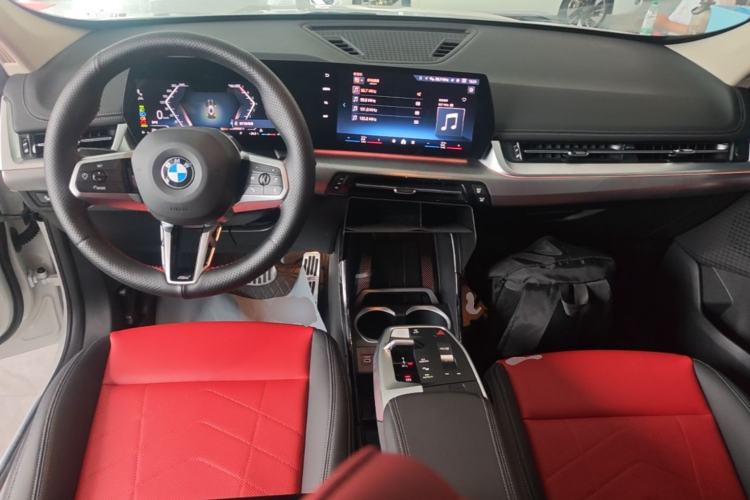 Used BMW X1 2023 sDrive25Li M Sport Package Center Console
