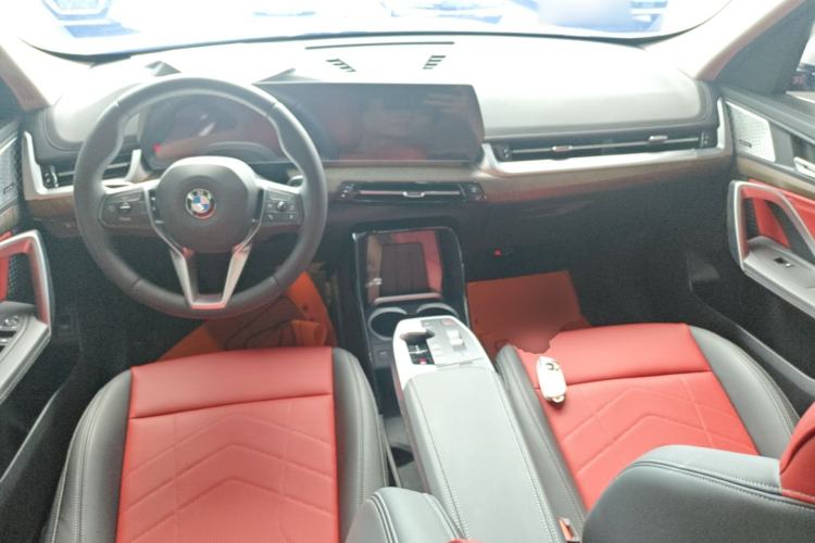 Used BMW X1 2023 xDrive25Li X Design Package Center Console