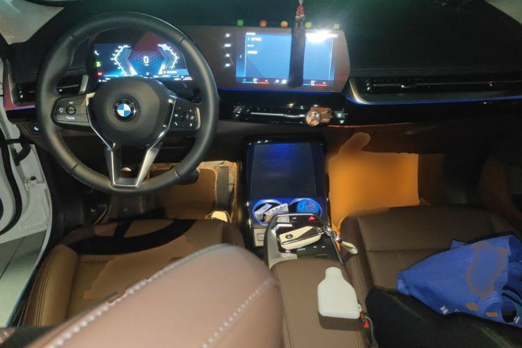 Used BMW X1 2023 sDrive20Li X Design Package Center Console